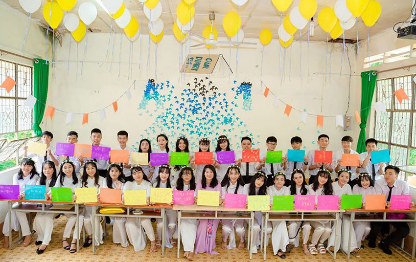 y-tuong-trang-tri-lop-ky-yeu-dep