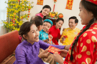 Hình ảnh cho bài viết Cách tặng bao lì xì đúng không phải ai cũng biết